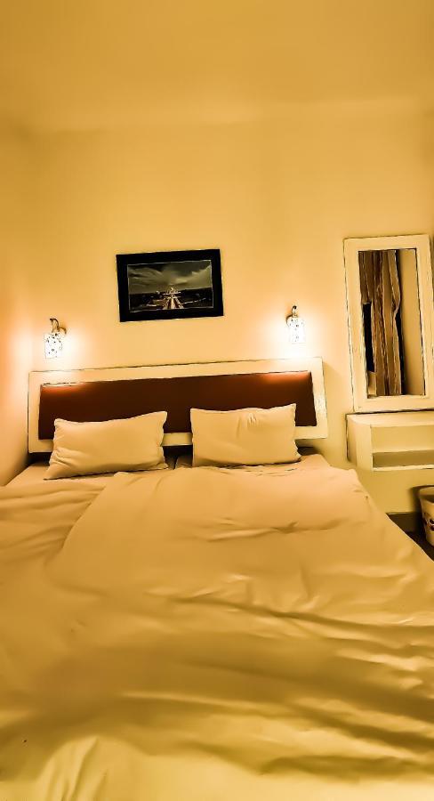 Hotel Kamal Nearest To Taj Mahal Agra  Exterior foto